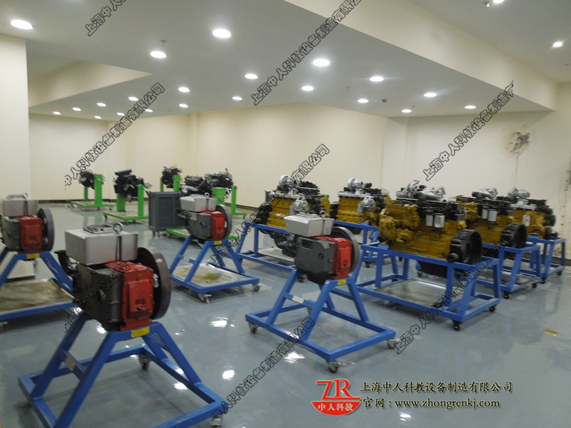 哈尔滨铁道职业手艺学院推销一批讲授装备