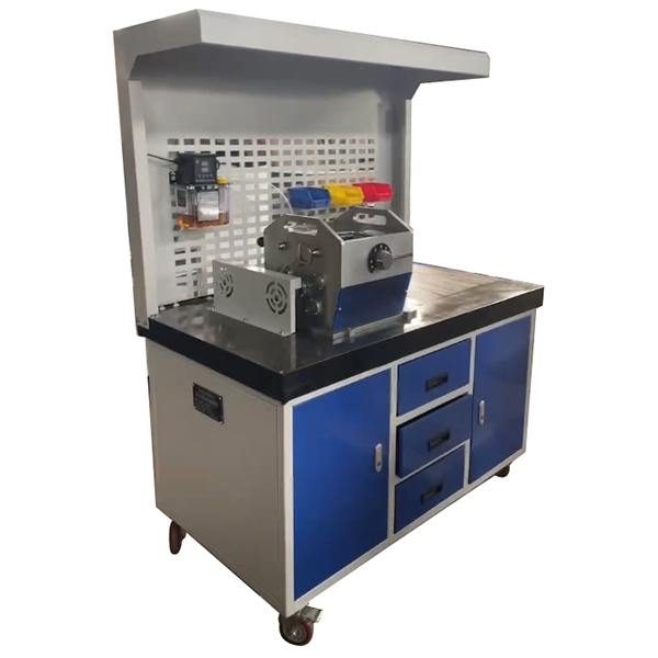 齿轮轴承及变速箱掩护实训拆卸,齿轮轴承与变速箱维修手艺实训台