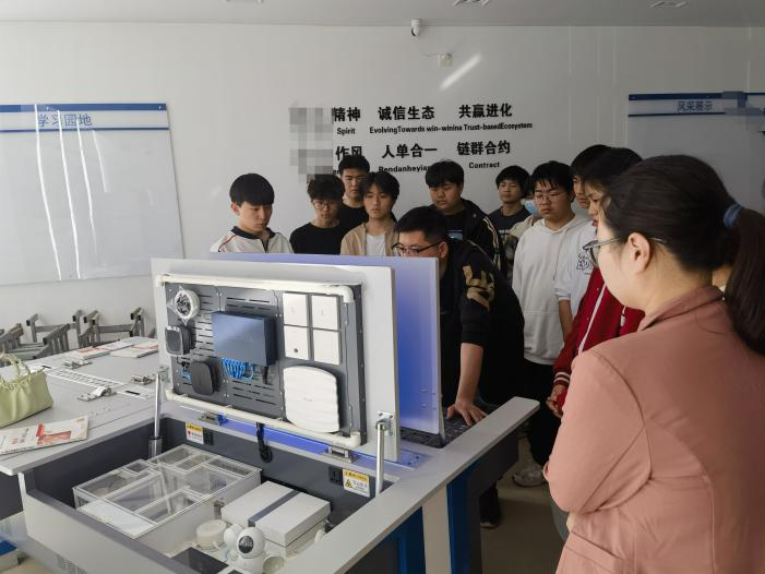 ZRWL-ZH物联网场景利用实训台(图1) ZRWL-ZH物联网场景利用实训台(图1)